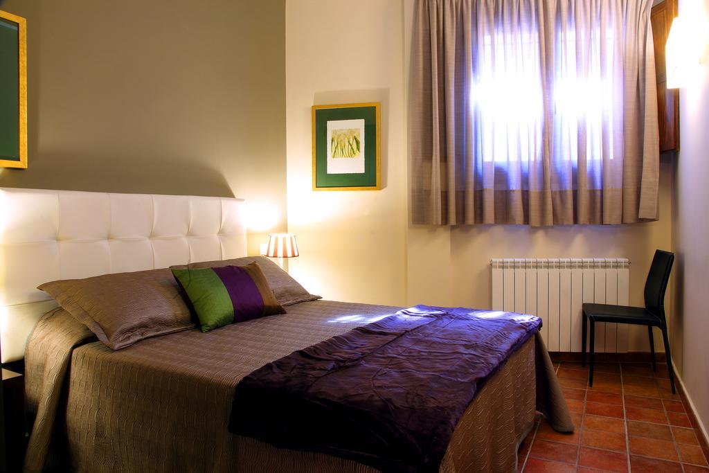 Apartamentos Casa Molinero Buera Zewnętrze zdjęcie